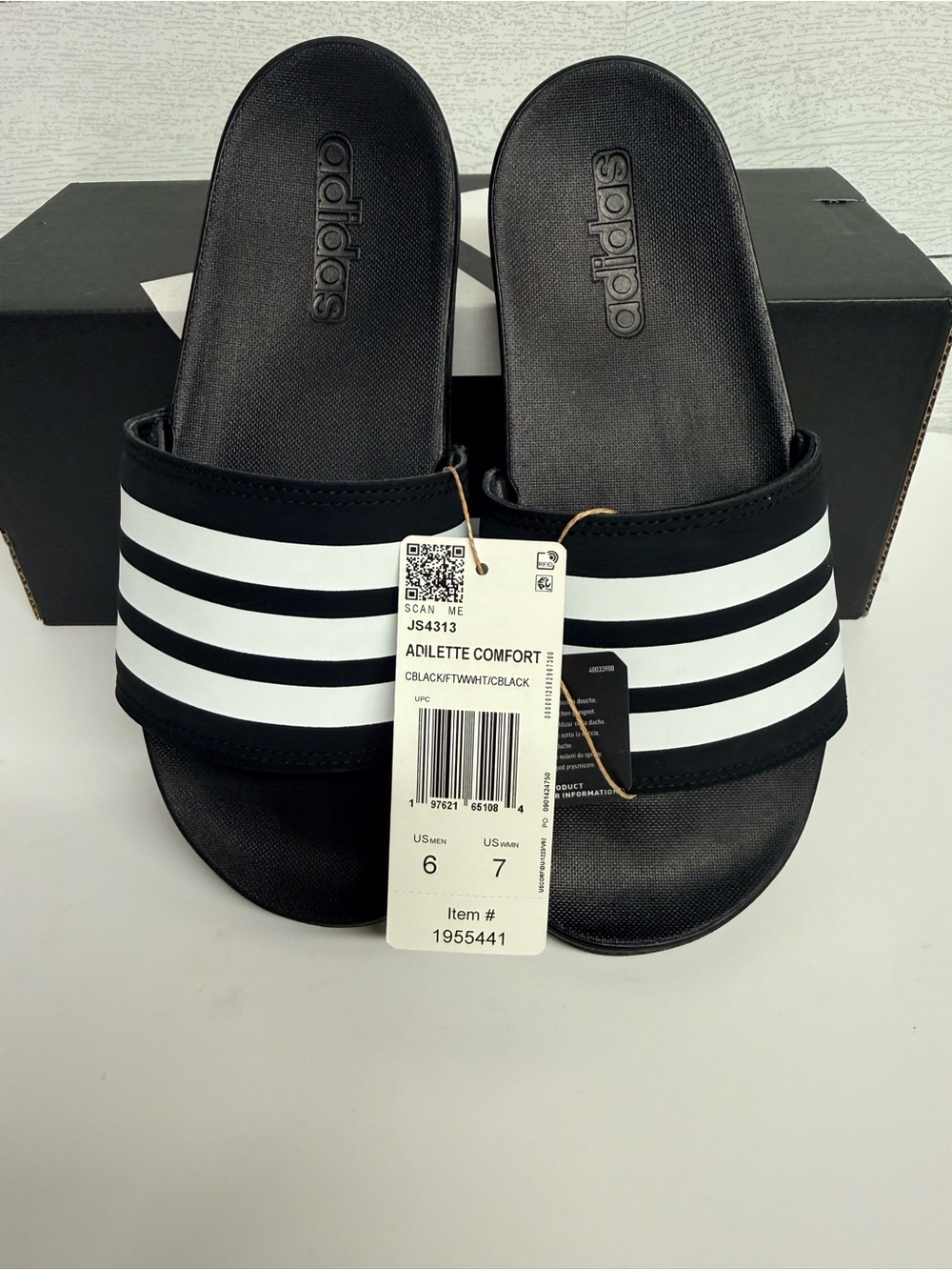 Adidas Adilette Comfort Women’s Slide Sandals - Black/White Unisex M6 W7 NWT
